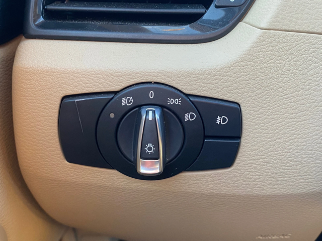 BMW X1 28i xDrive - автомобили, коли, обяви за нови и употребявани 13