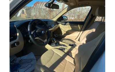 BMW X1 28i xDrive - автомобили, коли, обяви за нови и употребявани 6