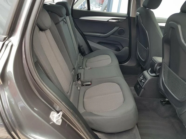 BMW X1 20d xDrive - автомобили, коли, обяви за нови и употребявани 10