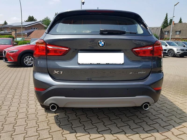 BMW X1 20d xDrive - автомобили, коли, обяви за нови и употребявани 13