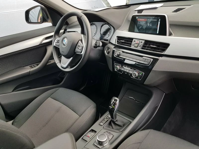 BMW X1 20d xDrive - автомобили, коли, обяви за нови и употребявани 9