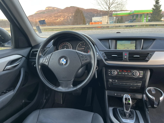 BMW X1 2.0TDI 143кс X-DRIVE  FACE NAVI РЕГ. ОБСЛУЖЕНО - автомобили, коли, обяви за нови и употребявани 11