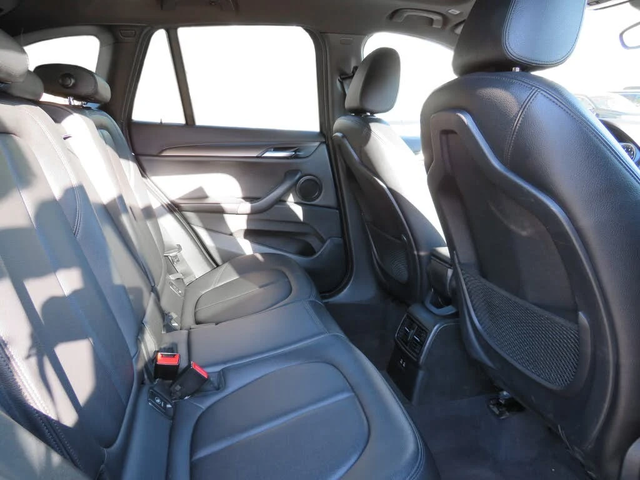 BMW X1 xDrive28* АвтоКредит* (ЦЕНА ДО БГ) - автомобили, коли, обяви за нови и употребявани 16