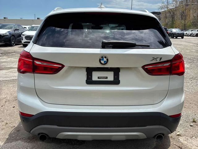 BMW X1 | xDrive28i | CARFAX | ПОДГРЕВ | HARMAN KARDON | - автомобили, коли, обяви за нови и употребявани 3