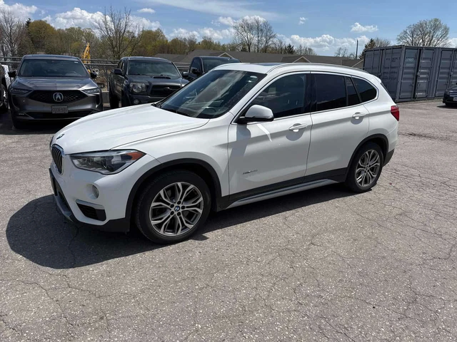 BMW X1 * xDrive28i * ПОДГРЕВИ * КАМЕРА * ПАМЕТ * NAVI - автомобили, коли, обяви за нови и употребявани 0