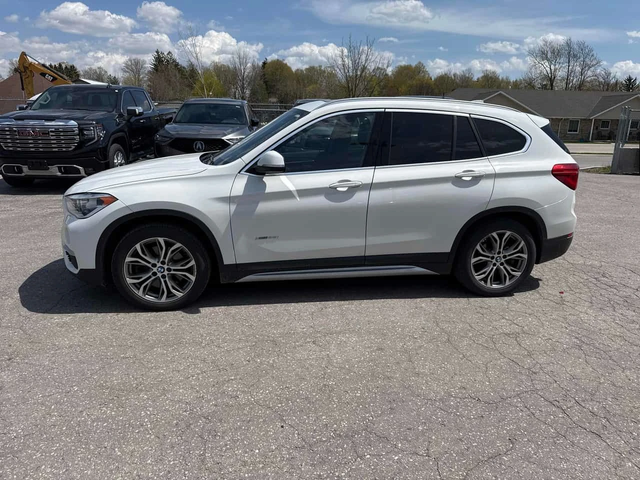 BMW X1 * xDrive28i * ПОДГРЕВИ * КАМЕРА * ПАМЕТ * NAVI - автомобили, коли, обяви за нови и употребявани 1