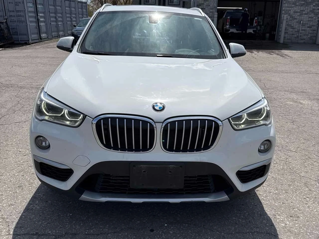 BMW X1 * xDrive28i * ПОДГРЕВИ * КАМЕРА * ПАМЕТ * NAVI - автомобили, коли, обяви за нови и употребявани 5