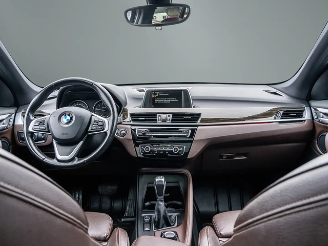 BMW X1 xDrive28i| Panorama| Задна камера| Навигация| Паме - автомобили, коли, обяви за нови и употребявани 7