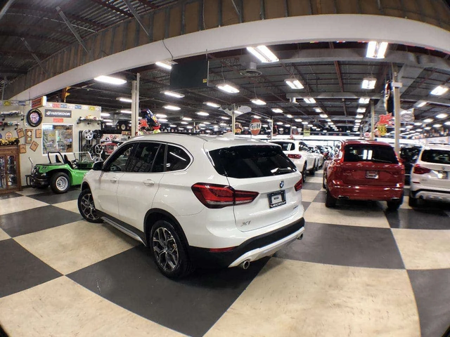 BMW X1 xDrive28i * LEATHER PAN/ROOF NAV B/SPOT L/ASSIST C - автомобили, коли, обяви за нови и употребявани 4