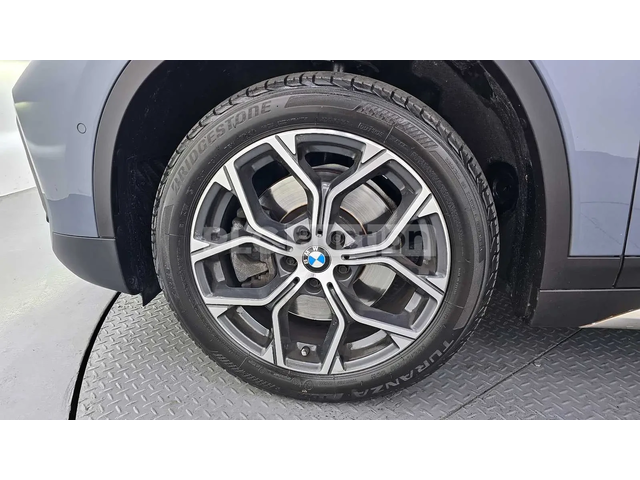 BMW X1 ПОДГРЕВИ * ПАНО * HEAD-UP * KEYLESS - автомобили, коли, обяви за нови и употребявани 8