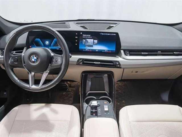 BMW X1 X1 xDrive28i / ПЪРВИ СОБСТВЕНИК / БЕЗ УДАРИ - автомобили, коли, обяви за нови и употребявани 5