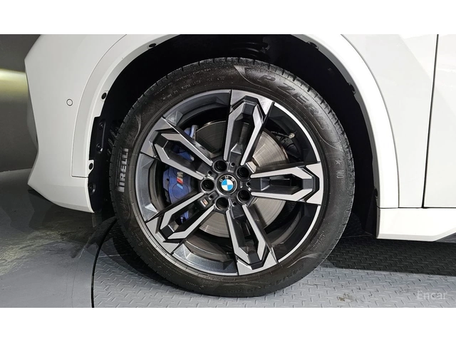 BMW X1 M35i* HARMON* KARDON* ХЕДЪП* 360КАМЕРА* - автомобили, коли, обяви за нови и употребявани 5