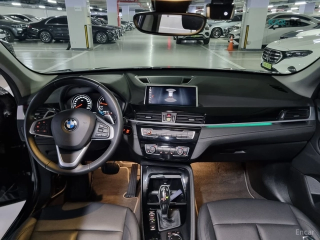 BMW X1 xDrive 20i xLine - автомобили, коли, обяви за нови и употребявани 13