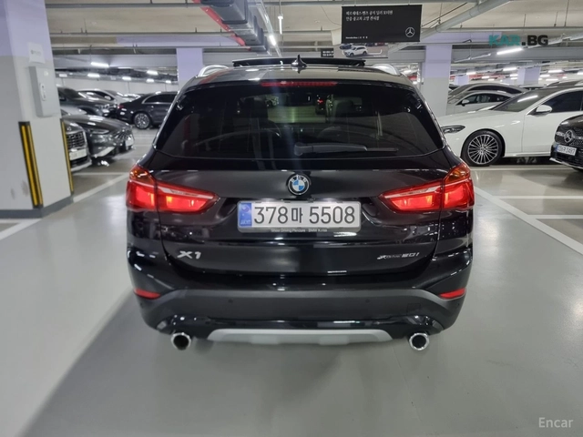 BMW X1 xDrive 20i xLine - автомобили, коли, обяви за нови и употребявани 3