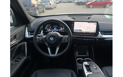 BMW X1 2.0 BENZ - автомобили, коли, обяви за нови и употребявани 12