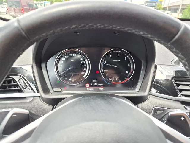 BMW X1 2.0D AUTOMAT 4х4 - автомобили, коли, обяви за нови и употребявани 13