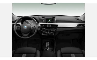 BMW X1 xDrive18d - автомобили, коли, обяви за нови и употребявани 9