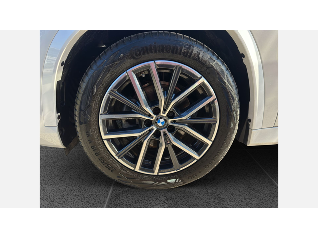 BMW X1 xDrive20d - автомобили, коли, обяви за нови и употребявани 4