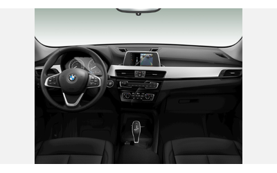 BMW X1 xDrive20d - автомобили, коли, обяви за нови и употребявани 9