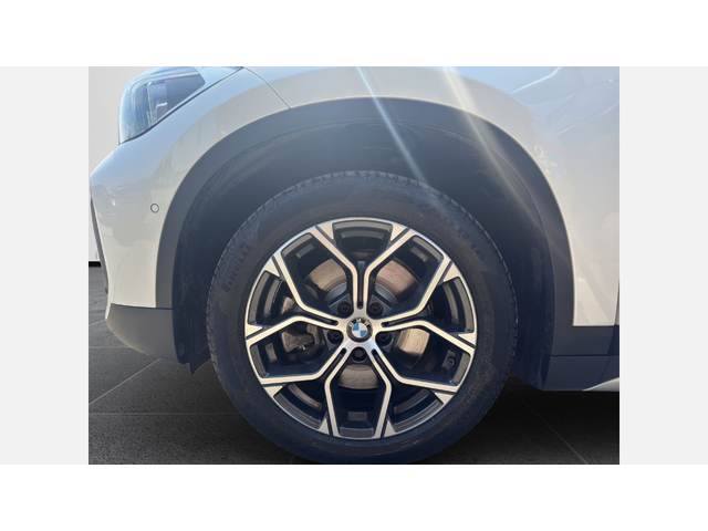 BMW X1 xDrive20d - автомобили, коли, обяви за нови и употребявани 4