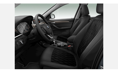 BMW X1 xDrive20d - автомобили, коли, обяви за нови и употребявани 7