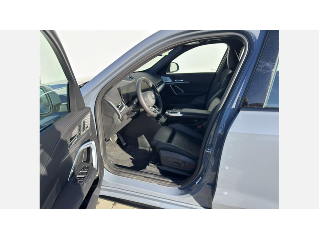 BMW X1 xDrive23d - автомобили, коли, обяви за нови и употребявани 7