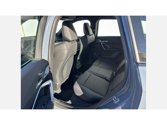 BMW X1 xDrive23d - автомобили, коли, обяви за нови и употребявани 9