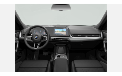 BMW X1 xDrive23i - автомобили, коли, обяви за нови и употребявани 9