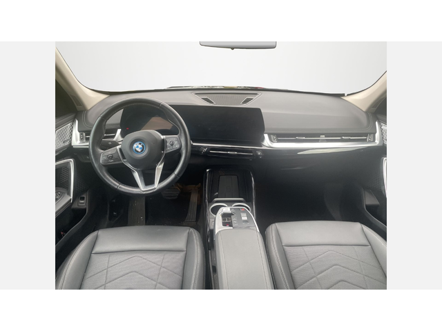 BMW X1 xDrive30e - автомобили, коли, обяви за нови и употребявани 6