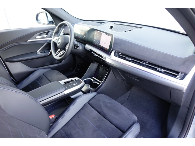 BMW X2 M SPORT PRO* INDIVIDUAL* XDRIVE* LED LIGHTS* 360* - автомобили, коли, обяви за нови и употребявани 14