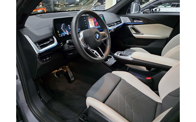 BMW X2 X2 28i xDrive M Pack - автомобили, коли, обяви за нови и употребявани 8