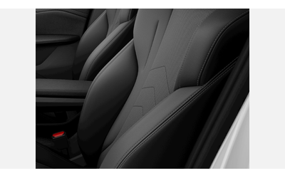 BMW X2 xDrive20d - автомобили, коли, обяви за нови и употребявани 8