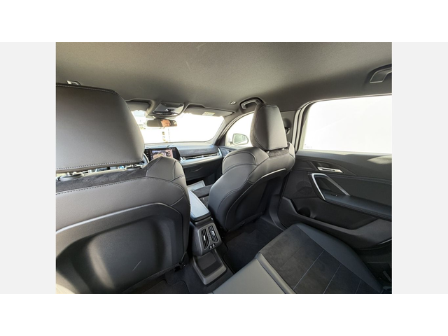 BMW X2 xDrive20d - автомобили, коли, обяви за нови и употребявани 10