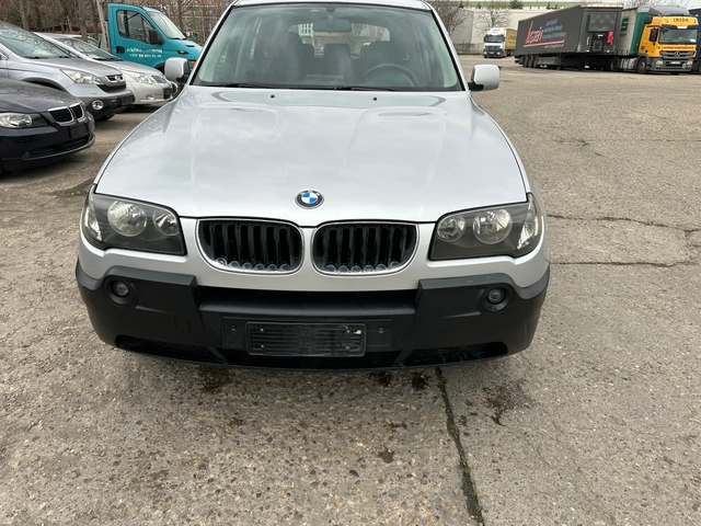 BMW X3 2.0 D - автомобили, коли, обяви за нови и употребявани 1