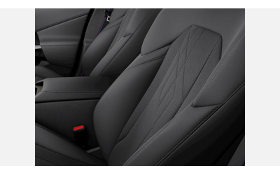 BMW X3 30e xDrive - автомобили, коли, обяви за нови и употребявани 8