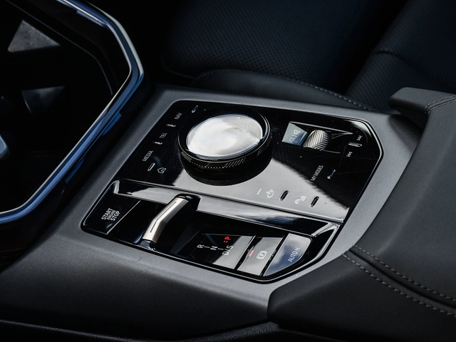 BMW X3 xDrive30I Premium С РЕГИСТРАЦИЯ & АВТО КРЕДИТ - автомобили, коли, обяви за нови и употребявани 10