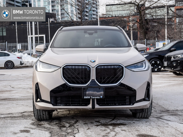 BMW X3 xDrive M Sport С РЕГИСТРАЦИЯ И АВТОКРЕДИТ - автомобили, коли, обяви за нови и употребявани 1