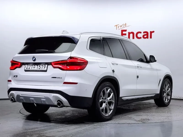 BMW X3 xDrive 20D - автомобили, коли, обяви за нови и употребявани 1