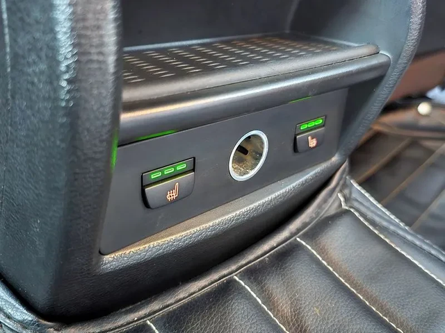 BMW X3 xDrive 20D - автомобили, коли, обяви за нови и употребявани 15