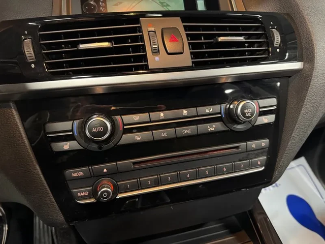 BMW X3 xDrive 20D - автомобили, коли, обяви за нови и употребявани 8