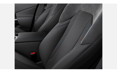 BMW X3 40d xDrive - автомобили, коли, обяви за нови и употребявани 7