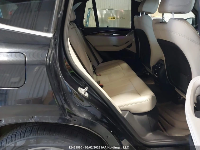 BMW X3 Xi* B48* Digital* Панорама* Head up* Крайна цена - автомобили, коли, обяви за нови и употребявани 10