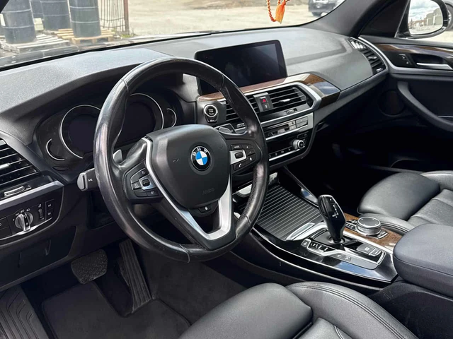 BMW X3 * xDrive30i * ПОДГРЕВ* ПАНОРАМА* ДИГИТАЛНО ТАБЛО - автомобили, коли, обяви за нови и употребявани 4