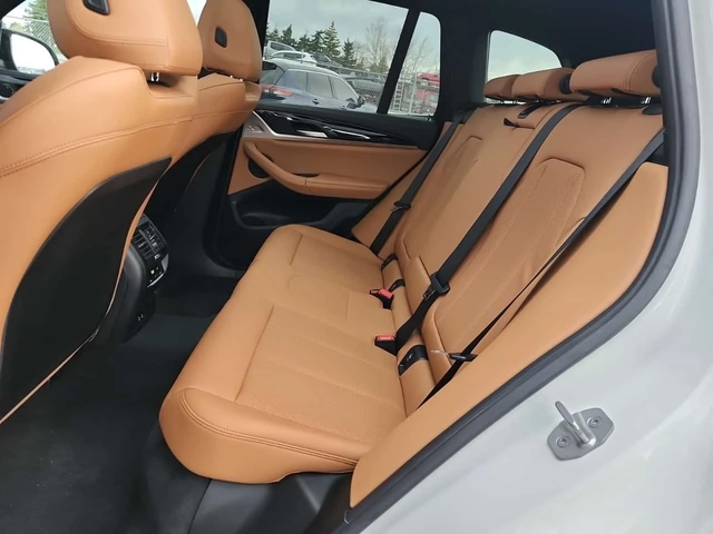 BMW X3 M40i / 360 / DISTRONIC - автомобили, коли, обяви за нови и употребявани 8