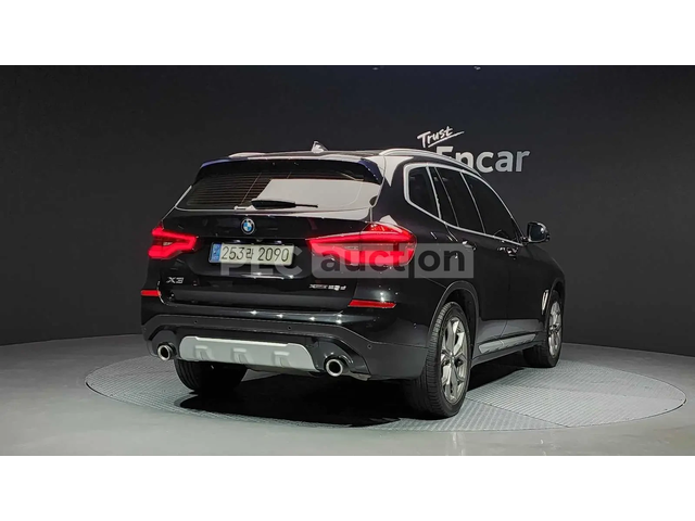 BMW X3 ПОДГРЕВИ * ПАНО * HEAD-UP * KEYLESS - автомобили, коли, обяви за нови и употребявани 1