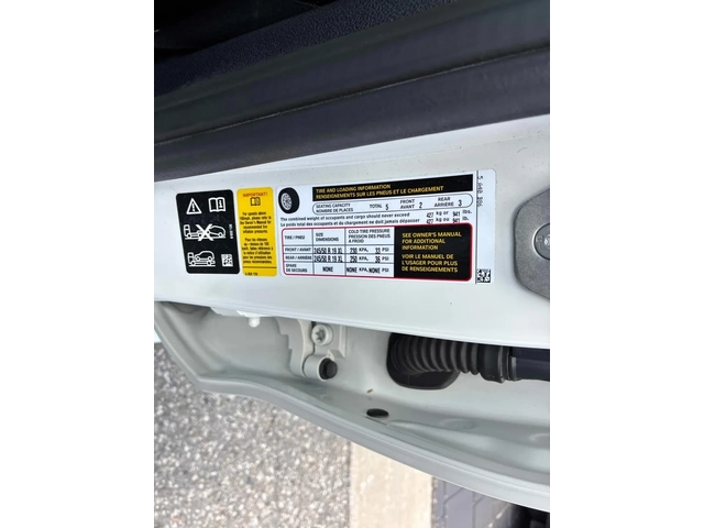 BMW X3 xDrive30i * No Accident* ПАНОРАМА * CARFAX - автомобили, коли, обяви за нови и употребявани 13