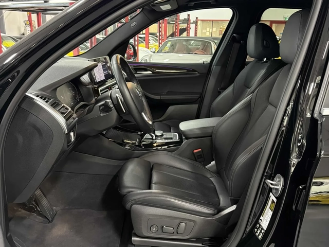 BMW X3 xDrive30i * Keyless * CARFAX * АВТО КРЕДИТ * - автомобили, коли, обяви за нови и употребявани 6