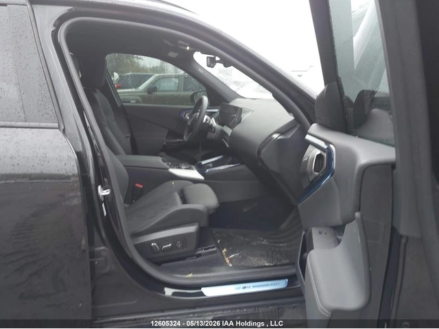 BMW X3 3.0I AWD - автомобили, коли, обяви за нови и употребявани 4