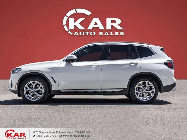 BMW X3 xDrive30i* LANE* PANO* DISTRO* CARPLAY - автомобили, коли, обяви за нови и употребявани 1