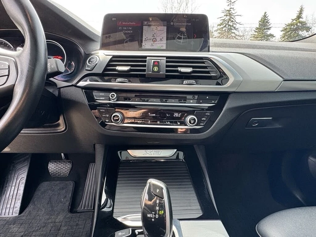 BMW X3 xDrive* ДИГ ТАБЛО* ПОДГРЕВ + ВОЛАН* PANO - автомобили, коли, обяви за нови и употребявани 6